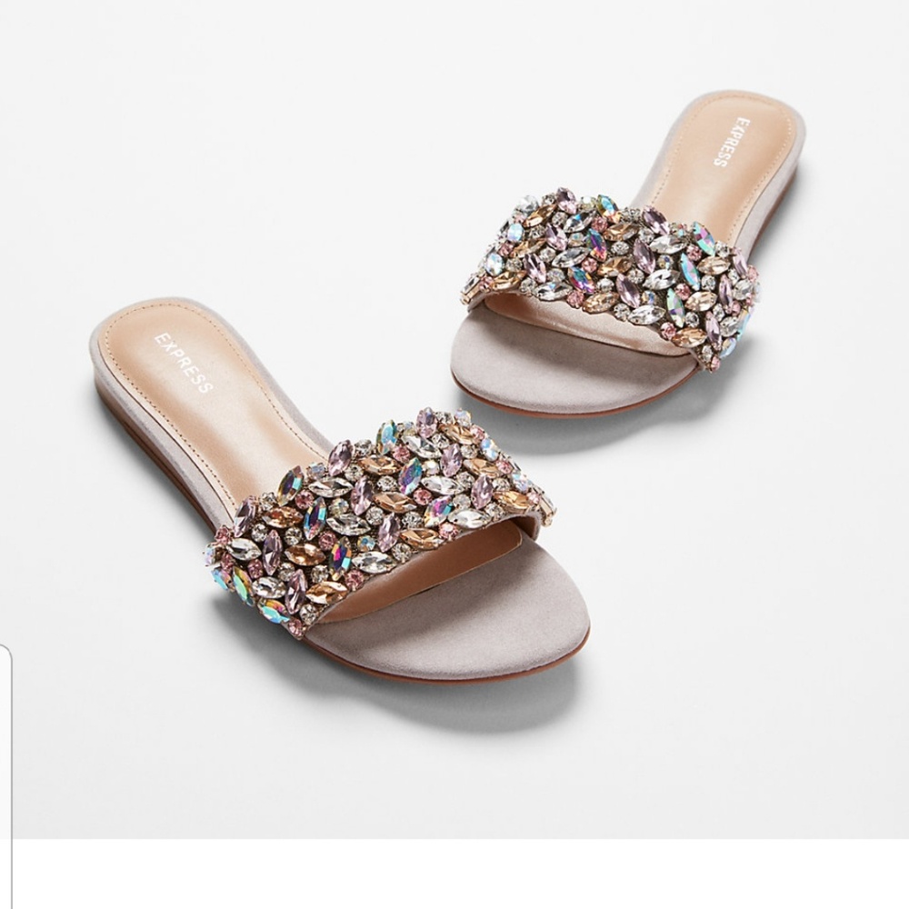 Express sandals